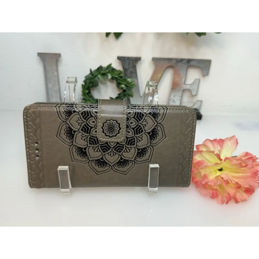 Caseowl Wallet Mandala Design Two Pc Detachable Case‎ Compatible With iPhone 12